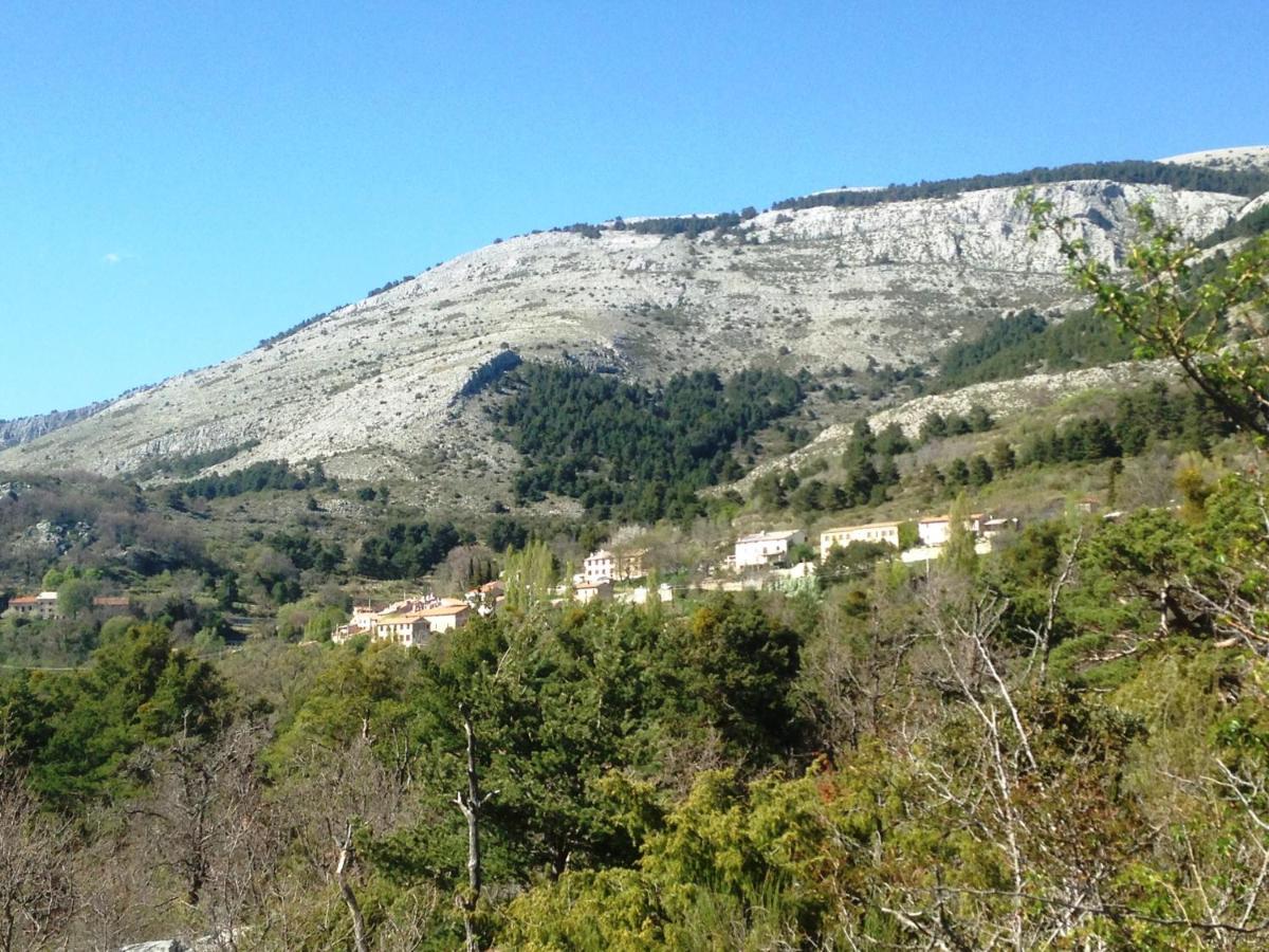 Lodge Du Berlandou Escragnolles Exterior photo