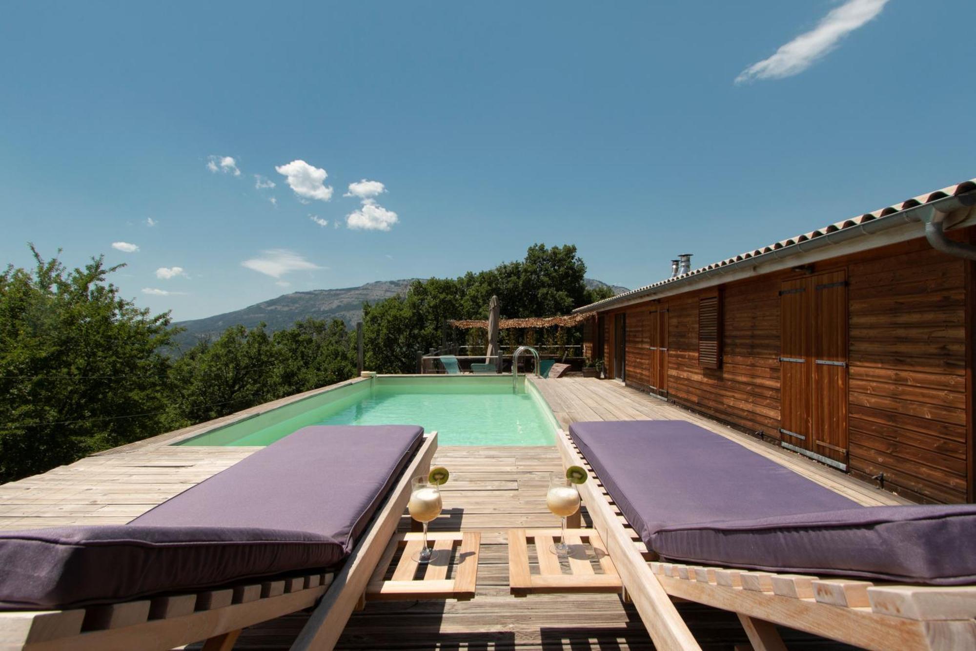 Lodge Du Berlandou Escragnolles Exterior photo